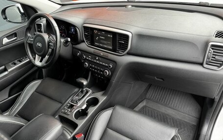 KIA Sportage IV рестайлинг, 2018 год, 2 399 000 рублей, 11 фотография