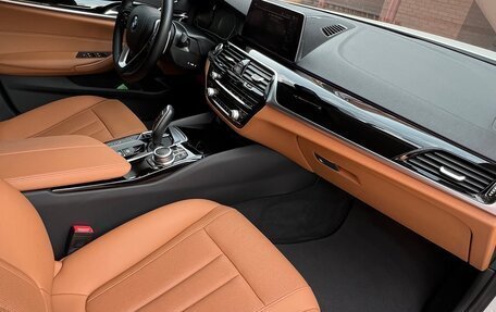 BMW 5 серия, 2020 год, 5 900 000 рублей, 7 фотография