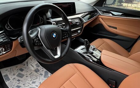 BMW 5 серия, 2020 год, 5 900 000 рублей, 8 фотография
