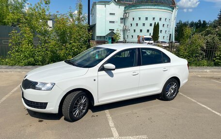 Skoda Rapid I, 2015 год, 840 000 рублей, 2 фотография