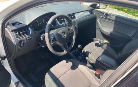 Skoda Rapid I, 2015 год, 840 000 рублей, 6 фотография