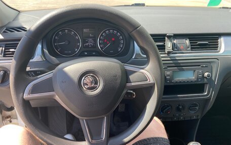 Skoda Rapid I, 2015 год, 840 000 рублей, 10 фотография