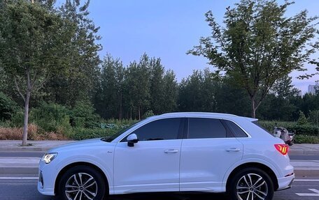 Audi Q3, 2022 год, 2 399 000 рублей, 4 фотография