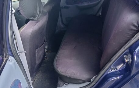 Renault Clio III, 2001 год, 140 000 рублей, 10 фотография