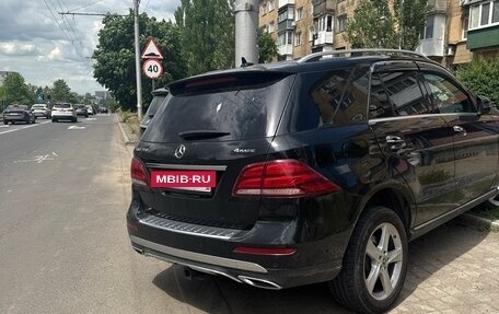 Mercedes-Benz GLE, 2017 год, 3 300 000 рублей, 3 фотография