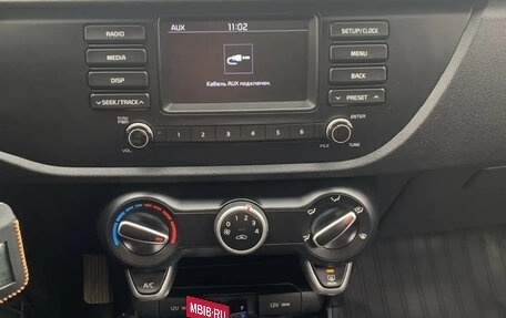 KIA Rio IV, 2017 год, 900 000 рублей, 7 фотография