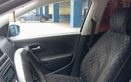 Volkswagen Polo VI (EU Market), 2013 год, 839 000 рублей, 2 фотография
