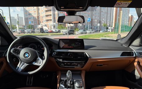 BMW 5 серия, 2018 год, 4 000 000 рублей, 3 фотография