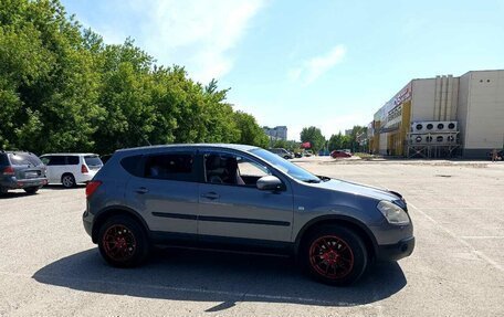 Nissan Qashqai, 2007 год, 850 000 рублей, 2 фотография