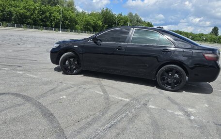Toyota Camry, 2006 год, 1 000 000 рублей, 8 фотография
