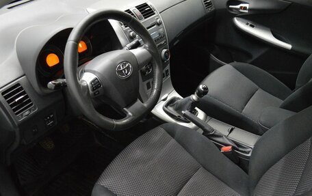 Toyota Corolla, 2012 год, 999 000 рублей, 10 фотография