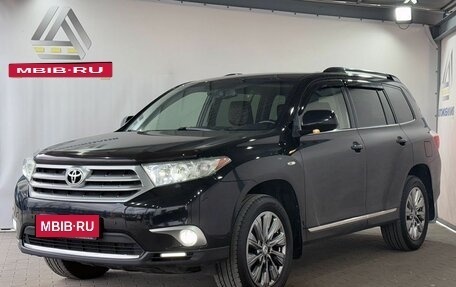 Toyota Highlander III, 2012 год, 2 249 000 рублей, 1 фотография