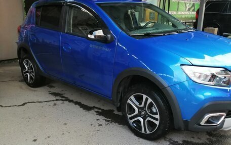 Renault Sandero II рестайлинг, 2022 год, 1 250 000 рублей, 8 фотография