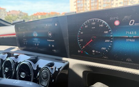 Mercedes-Benz A-Класс, 2021 год, 2 600 000 рублей, 25 фотография