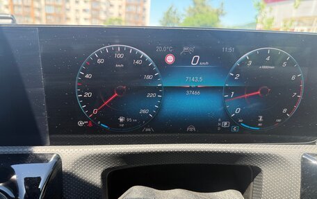 Mercedes-Benz A-Класс, 2021 год, 2 600 000 рублей, 26 фотография