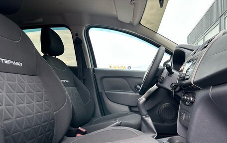 Renault Sandero II рестайлинг, 2017 год, 1 047 000 рублей, 7 фотография