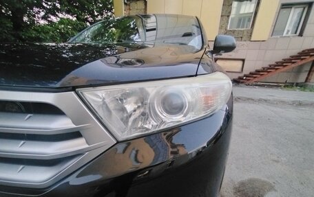 Toyota Highlander III, 2013 год, 2 600 000 рублей, 7 фотография