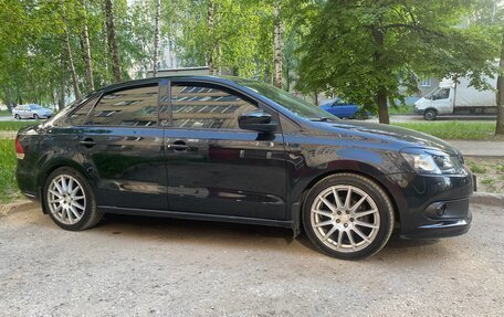 Volkswagen Polo VI (EU Market), 2010 год, 695 000 рублей, 3 фотография
