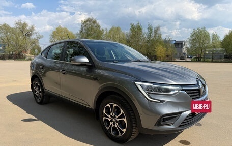 Renault Arkana I, 2020 год, 1 830 000 рублей, 2 фотография