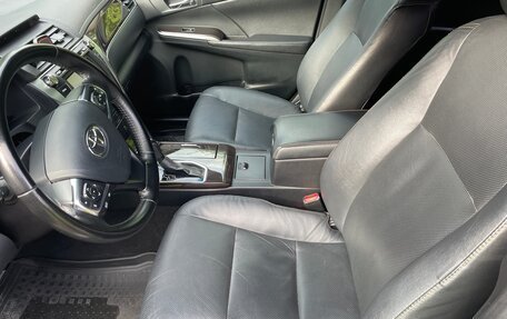 Toyota Camry, 2017 год, 1 600 000 рублей, 14 фотография