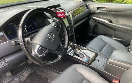 Toyota Camry, 2017 год, 1 600 000 рублей, 13 фотография
