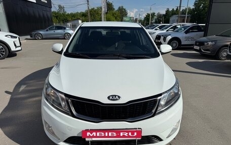 KIA Rio III рестайлинг, 2014 год, 825 000 рублей, 2 фотография