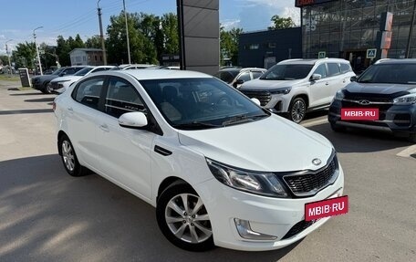KIA Rio III рестайлинг, 2014 год, 825 000 рублей, 3 фотография