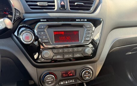 KIA Rio III рестайлинг, 2014 год, 825 000 рублей, 18 фотография