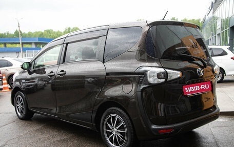 Toyota Sienta II, 2016 год, 985 000 рублей, 9 фотография
