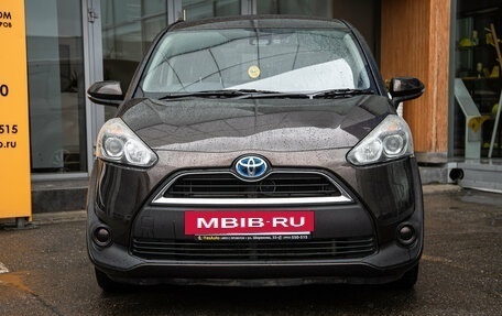 Toyota Sienta II, 2016 год, 985 000 рублей, 4 фотография