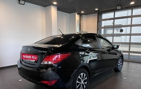 Hyundai Solaris II рестайлинг, 2015 год, 1 015 000 рублей, 3 фотография
