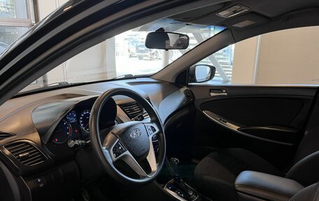 Hyundai Solaris II рестайлинг, 2015 год, 1 015 000 рублей, 22 фотография