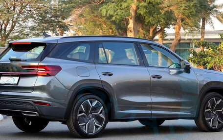 Skoda Kodiaq, 2026 год, 6 700 000 рублей, 4 фотография