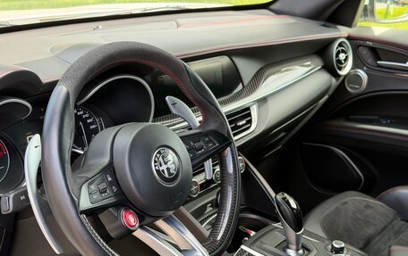 Alfa Romeo Stelvio, 2019 год, 6 200 000 рублей, 6 фотография