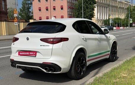 Alfa Romeo Stelvio, 2019 год, 6 200 000 рублей, 4 фотография