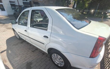 Renault Logan I, 2011 год, 380 000 рублей, 5 фотография
