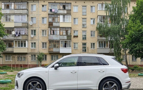 Audi Q3, 2022 год, 2 500 000 рублей, 4 фотография