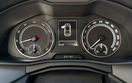 Skoda Rapid II, 2021 год, 2 400 000 рублей, 9 фотография