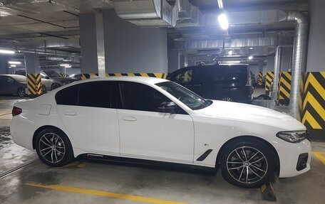 BMW 5 серия, 2021 год, 5 100 000 рублей, 6 фотография