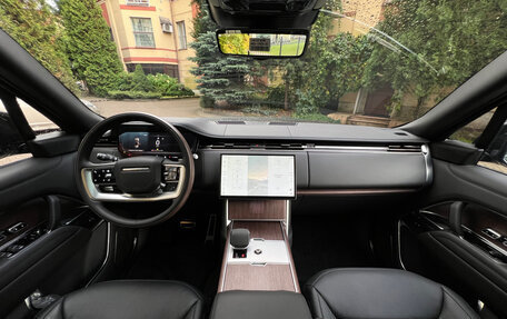Land Rover Range Rover IV рестайлинг, 2024 год, 18 980 000 рублей, 6 фотография