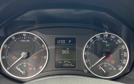 Skoda Octavia, 2011 год, 1 075 000 рублей, 16 фотография