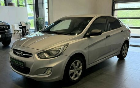 Hyundai Solaris II рестайлинг, 2012 год, 849 000 рублей, 1 фотография