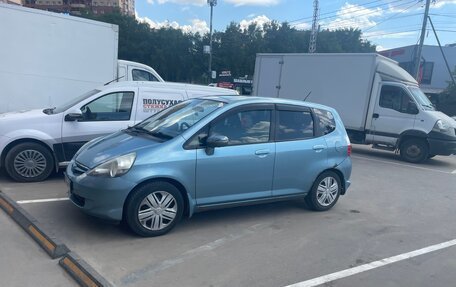 Honda Fit III, 2007 год, 350 000 рублей, 1 фотография