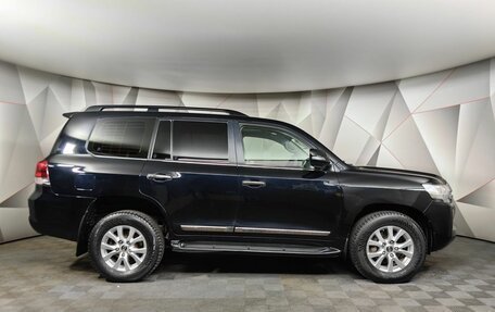 Toyota Land Cruiser 200, 2018 год, 5 589 000 рублей, 6 фотография