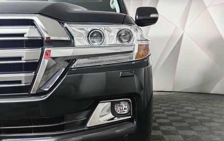 Toyota Land Cruiser 200, 2018 год, 5 589 000 рублей, 10 фотография