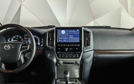 Toyota Land Cruiser 200, 2018 год, 5 589 000 рублей, 15 фотография