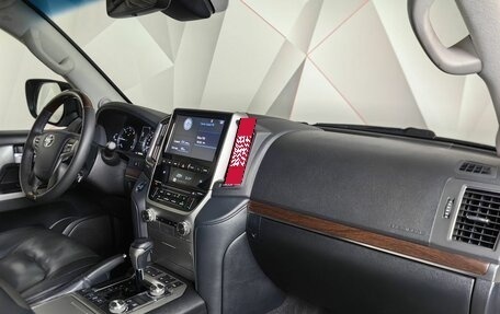 Toyota Land Cruiser 200, 2018 год, 5 589 000 рублей, 13 фотография