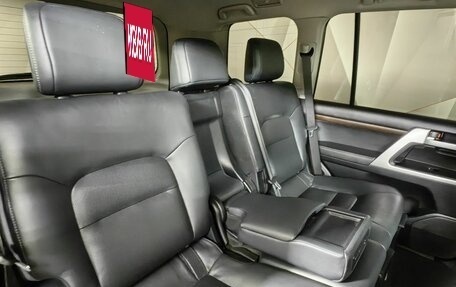 Toyota Land Cruiser 200, 2018 год, 5 589 000 рублей, 17 фотография