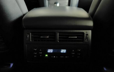 Toyota Land Cruiser 200, 2018 год, 5 589 000 рублей, 25 фотография