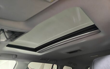 Toyota Land Cruiser 200, 2018 год, 5 589 000 рублей, 24 фотография